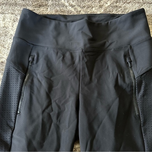 Athleta Stellar Crop Pants Black - Picture 6 of 13